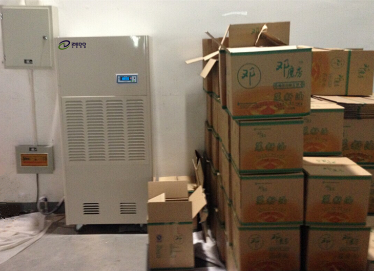 地下倉庫除濕機