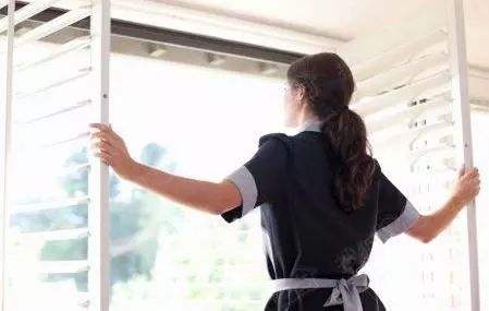 開門窗通風(fēng)