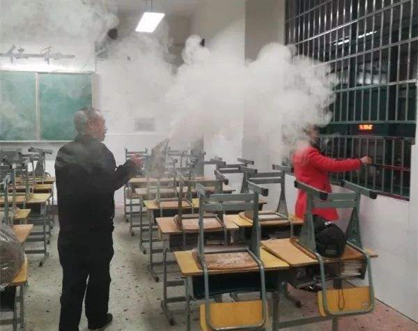 校園教室消毒機(jī)