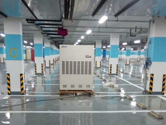 地下車庫環(huán)氧地坪除濕機(jī)